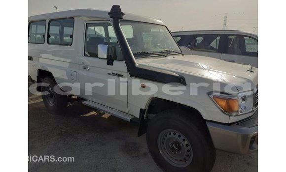 Buy Import Toyota Land Cruiser White Car in Import - Dubai in Bomi County Buy Import Toyota Land Cruiser White Car in Import - Dubai in Bomi County