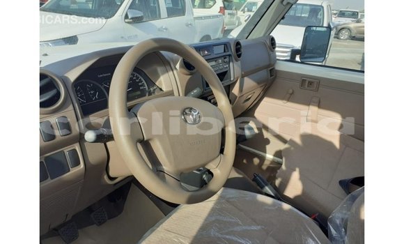 Buy Import Toyota Land Cruiser White Car in Import - Dubai in Bomi County Buy Import Toyota Land Cruiser White Car in Import - Dubai in Bomi County