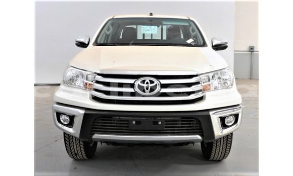 Acheter Import Voiture Toyota Hilux Blanc à Import - Dubai, Comté de Bomi Acheter Import Voiture Toyota Hilux Blanc à Import - Dubai, Comté de Bomi