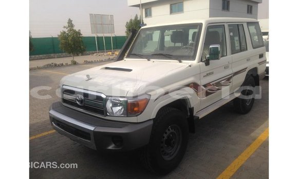 Buy Import Toyota Land Cruiser White Car in Import - Dubai in Bomi County Buy Import Toyota Land Cruiser White Car in Import - Dubai in Bomi County