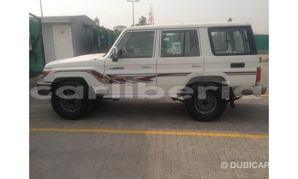 Buy Import Toyota Land Cruiser White Car in Import - Dubai in Bomi County Buy Import Toyota Land Cruiser White Car in Import - Dubai in Bomi County