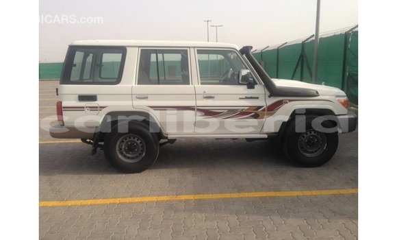 Buy Import Toyota Land Cruiser White Car in Import - Dubai in Bomi County Buy Import Toyota Land Cruiser White Car in Import - Dubai in Bomi County