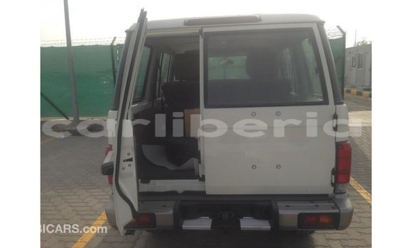 Buy Import Toyota Land Cruiser White Car in Import - Dubai in Bomi County Buy Import Toyota Land Cruiser White Car in Import - Dubai in Bomi County
