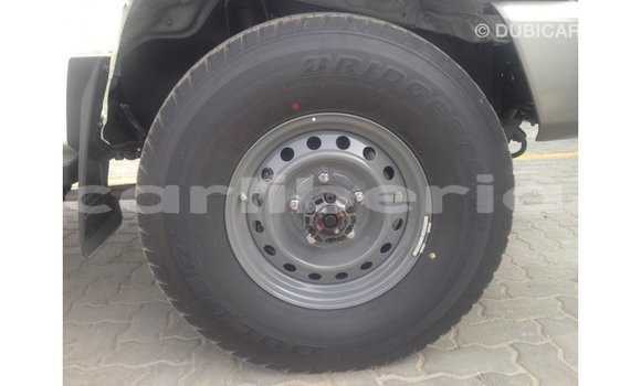 Buy Import Toyota Land Cruiser White Car in Import - Dubai in Bomi County Buy Import Toyota Land Cruiser White Car in Import - Dubai in Bomi County