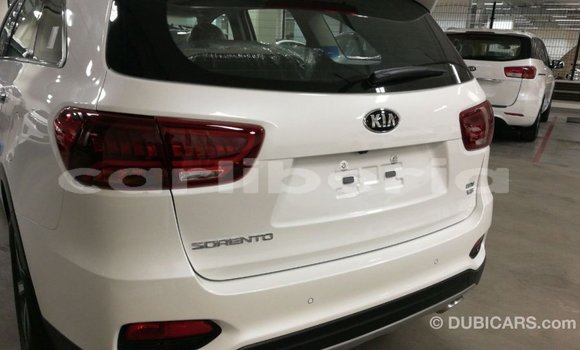 Buy Import Kia Sorento White Car in Import - Dubai in Bomi County Buy Import Kia Sorento White Car in Import - Dubai in Bomi County
