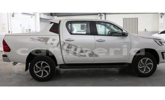 Buy Import Toyota Hilux White Car in Import - Dubai in Bomi County Buy Import Toyota Hilux White Car in Import - Dubai in Bomi County