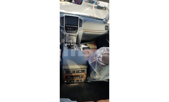 Buy Import Toyota Land Cruiser Black Car in Import - Dubai in Bomi County Buy Import Toyota Land Cruiser Black Car in Import - Dubai in Bomi County