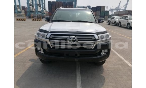 Acheter Import Voiture Toyota Land Cruiser Noir à Import - Dubai, Comté de Bomi