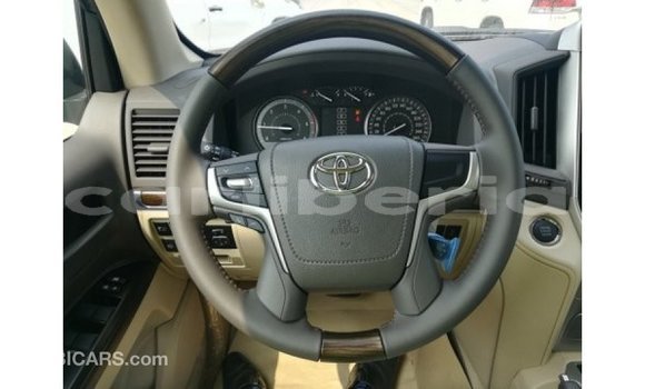 Buy Import Toyota Land Cruiser Black Car in Import - Dubai in Bomi County Buy Import Toyota Land Cruiser Black Car in Import - Dubai in Bomi County