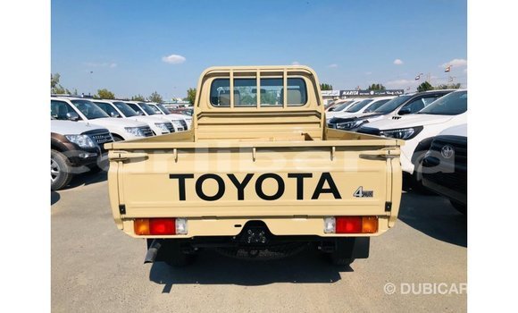 Acheter Import Voiture Toyota Land Cruiser Beige à Import - Dubai, Comté de Bomi Acheter Import Voiture Toyota Land Cruiser Beige à Import - Dubai, Comté de Bomi
