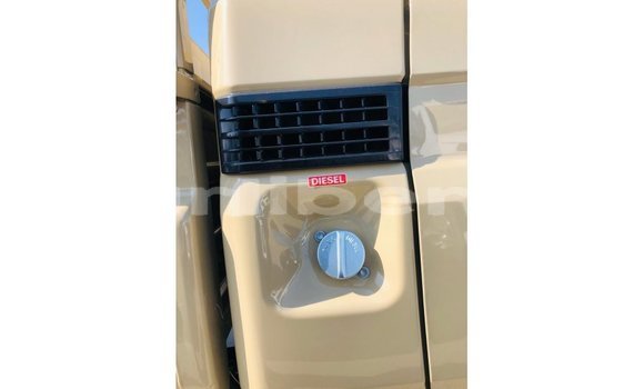 Acheter Import Voiture Toyota Land Cruiser Beige à Import - Dubai, Comté de Bomi Acheter Import Voiture Toyota Land Cruiser Beige à Import - Dubai, Comté de Bomi