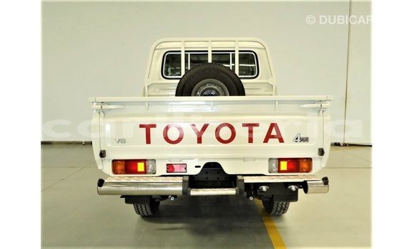 Buy Import Toyota Land Cruiser White Car in Import - Dubai in Bomi County Buy Import Toyota Land Cruiser White Car in Import - Dubai in Bomi County