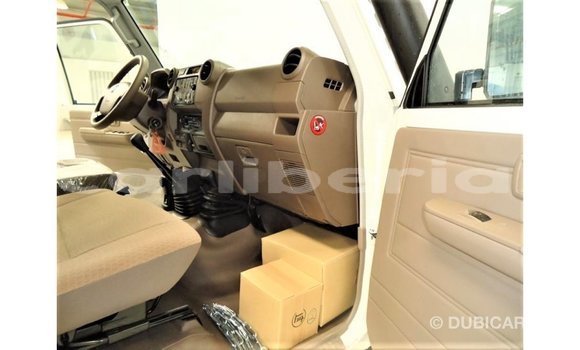 Buy Import Toyota Land Cruiser White Car in Import - Dubai in Bomi County Buy Import Toyota Land Cruiser White Car in Import - Dubai in Bomi County