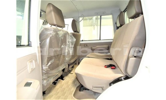 Buy Import Toyota Land Cruiser White Car in Import - Dubai in Bomi County Buy Import Toyota Land Cruiser White Car in Import - Dubai in Bomi County