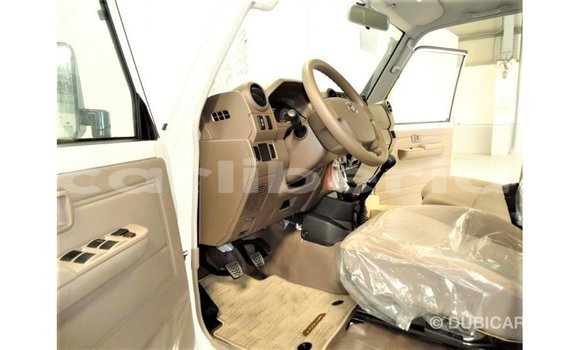 Buy Import Toyota Land Cruiser White Car in Import - Dubai in Bomi County Buy Import Toyota Land Cruiser White Car in Import - Dubai in Bomi County
