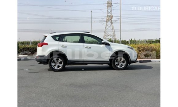 Buy Import Toyota HiAce White Truck in Import - Dubai in Bomi County Buy Import Toyota HiAce White Truck in Import - Dubai in Bomi County