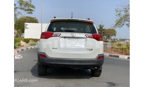 Buy Import Toyota HiAce White Truck in Import - Dubai in Bomi County Buy Import Toyota HiAce White Truck in Import - Dubai in Bomi County