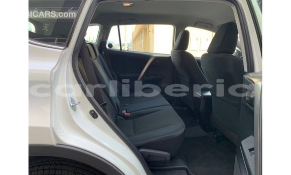 Buy Import Toyota HiAce White Truck in Import - Dubai in Bomi County Buy Import Toyota HiAce White Truck in Import - Dubai in Bomi County