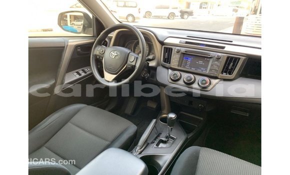 Buy Import Toyota HiAce White Truck in Import - Dubai in Bomi County Buy Import Toyota HiAce White Truck in Import - Dubai in Bomi County