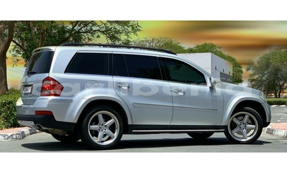 Buy Import Mercedes-Benz 190 Other Car in Import - Dubai in Bomi County Buy Import Mercedes-Benz 190 Other Car in Import - Dubai in Bomi County