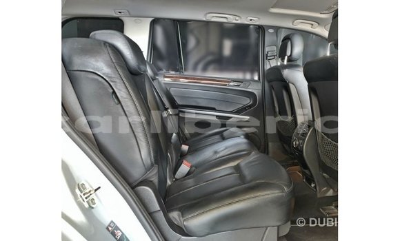 Buy Import Mercedes-Benz 190 Other Car in Import - Dubai in Bomi County Buy Import Mercedes-Benz 190 Other Car in Import - Dubai in Bomi County