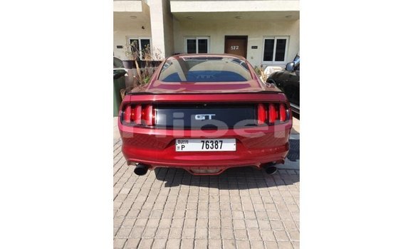 Acheter Import Voiture Ford Mustang Rouge à Import - Dubai, Comté de Bomi Acheter Import Voiture Ford Mustang Rouge à Import - Dubai, Comté de Bomi