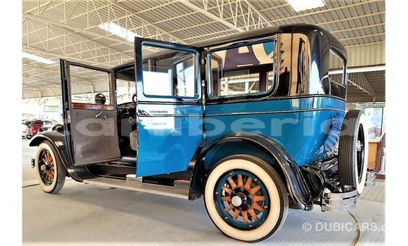 Acheter Import Voiture Buick Electra Bleu à Import - Dubai, Comté de Bomi Acheter Import Voiture Buick Electra Bleu à Import - Dubai, Comté de Bomi