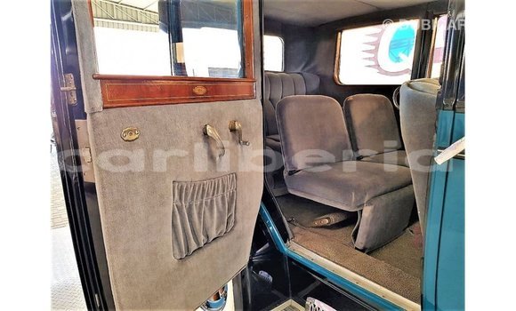 Acheter Import Voiture Buick Electra Bleu à Import - Dubai, Comté de Bomi Acheter Import Voiture Buick Electra Bleu à Import - Dubai, Comté de Bomi