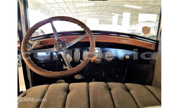 Acheter Import Voiture Buick Electra Bleu à Import - Dubai, Comté de Bomi Acheter Import Voiture Buick Electra Bleu à Import - Dubai, Comté de Bomi