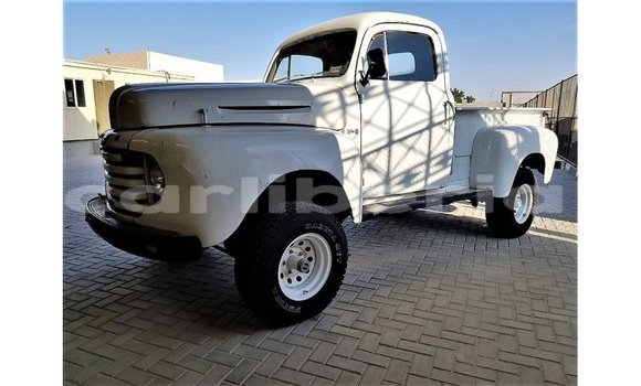 Buy Import Ford Club Wagon White Car in Import - Dubai in Bomi County Buy Import Ford Club Wagon White Car in Import - Dubai in Bomi County