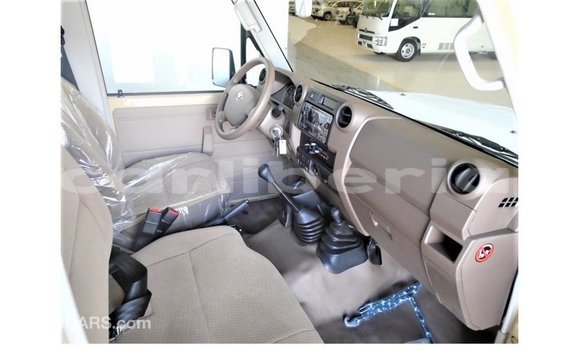 Buy Import Toyota Land Cruiser Beige Car in Import - Dubai in Bomi County Buy Import Toyota Land Cruiser Beige Car in Import - Dubai in Bomi County