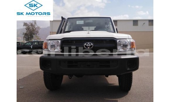 Buy Import Toyota Land Cruiser White Car in Import - Dubai in Bomi County Buy Import Toyota Land Cruiser White Car in Import - Dubai in Bomi County