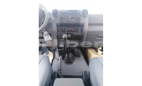 Buy Import Toyota Land Cruiser White Car in Import - Dubai in Bomi County Buy Import Toyota Land Cruiser White Car in Import - Dubai in Bomi County