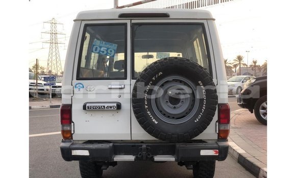 Buy Import Toyota Land Cruiser White Car in Import - Dubai in Bomi County Buy Import Toyota Land Cruiser White Car in Import - Dubai in Bomi County