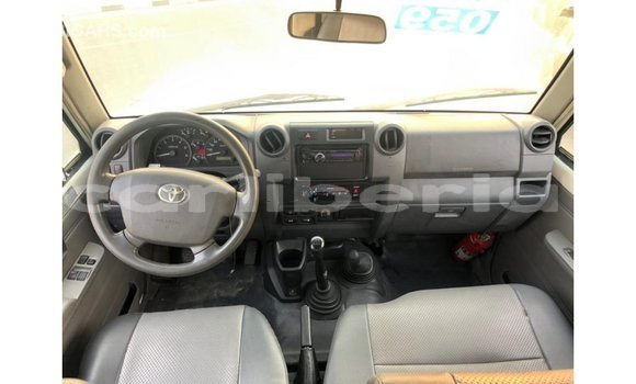 Buy Import Toyota Land Cruiser White Car in Import - Dubai in Bomi County Buy Import Toyota Land Cruiser White Car in Import - Dubai in Bomi County
