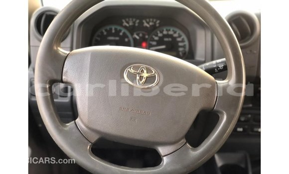 Buy Import Toyota Land Cruiser White Car in Import - Dubai in Bomi County Buy Import Toyota Land Cruiser White Car in Import - Dubai in Bomi County