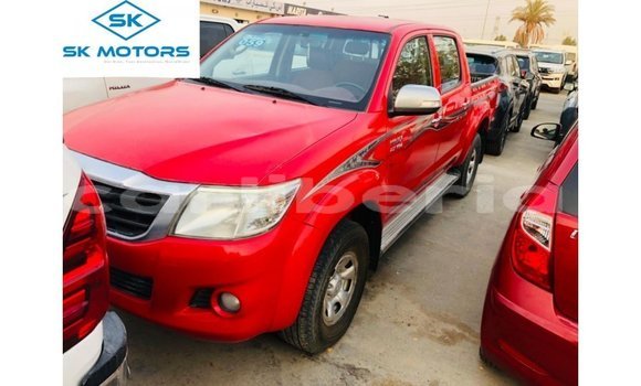 Acheter Import Voiture Toyota Hilux Rouge à Import - Dubai, Comté de Bomi