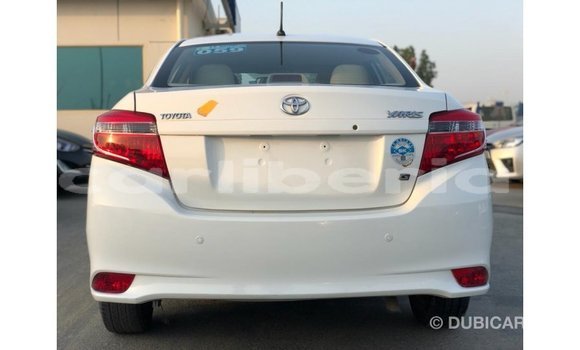 Acheter Import Voiture Toyota Yaris Blanc à Import - Dubai, Comté de Bomi Acheter Import Voiture Toyota Yaris Blanc à Import - Dubai, Comté de Bomi