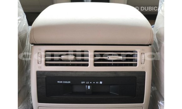 Acheter Import Voiture Toyota Land Cruiser Noir à Import - Dubai, Comté de Bomi Acheter Import Voiture Toyota Land Cruiser Noir à Import - Dubai, Comté de Bomi