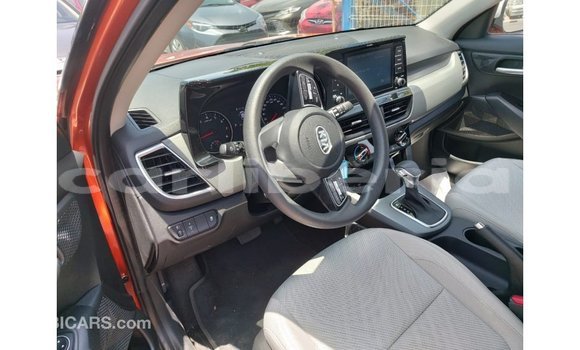 Acheter Import Voiture Kia Carens Autre à Import - Dubai, Comté de Bomi Acheter Import Voiture Kia Carens Autre à Import - Dubai, Comté de Bomi