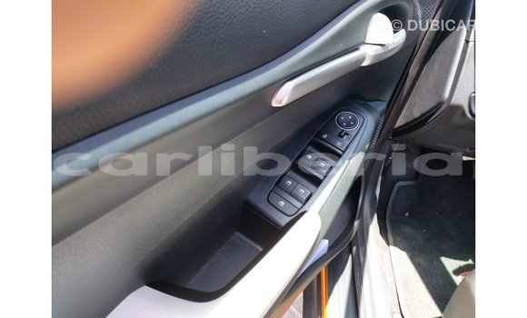 Acheter Import Voiture Kia Carens Autre à Import - Dubai, Comté de Bomi Acheter Import Voiture Kia Carens Autre à Import - Dubai, Comté de Bomi