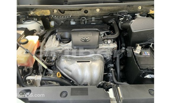 Buy Import Toyota HiAce White Truck in Import - Dubai in Bomi County Buy Import Toyota HiAce White Truck in Import - Dubai in Bomi County