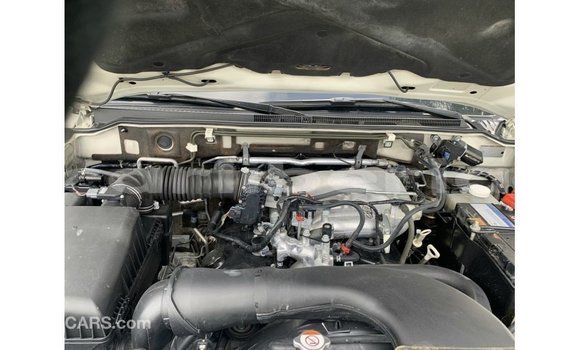 Acheter Import Voiture Mitsubishi Pajero Blanc à Import - Dubai, Comté de Bomi Acheter Import Voiture Mitsubishi Pajero Blanc à Import - Dubai, Comté de Bomi