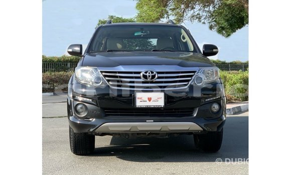 Acheter Import Voiture Toyota Fortuner Noir à Import - Dubai, Comté de Bomi Acheter Import Voiture Toyota Fortuner Noir à Import - Dubai, Comté de Bomi