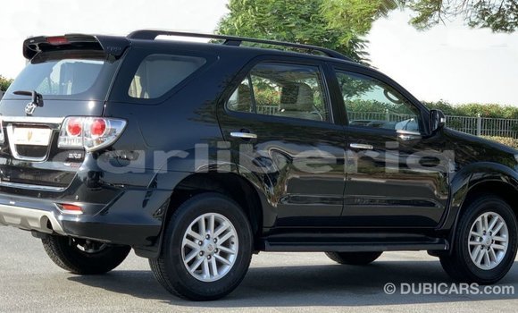 Acheter Import Voiture Toyota Fortuner Noir à Import - Dubai, Comté de Bomi Acheter Import Voiture Toyota Fortuner Noir à Import - Dubai, Comté de Bomi