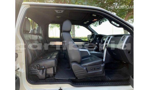 Buy Import Ford Club Wagon Beige Car in Import - Dubai in Bomi County Buy Import Ford Club Wagon Beige Car in Import - Dubai in Bomi County