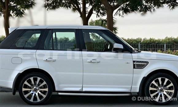 Acheter Import Voiture Land Rover Range Rover Blanc à Import - Dubai, Comté de Bomi Acheter Import Voiture Land Rover Range Rover Blanc à Import - Dubai, Comté de Bomi