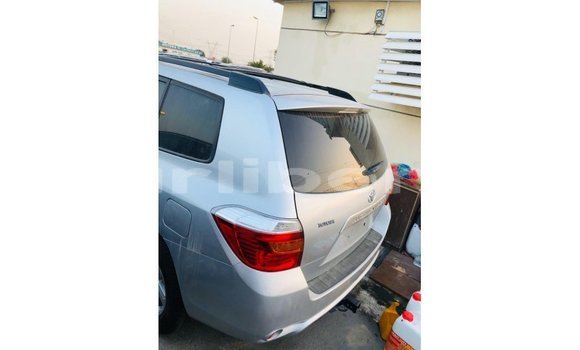 Buy Import Toyota Highlander Other Car in Import - Dubai in Bomi County Buy Import Toyota Highlander Other Car in Import - Dubai in Bomi County
