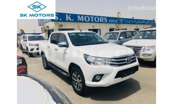 Acheter Import Voiture Toyota Hilux Blanc à Import - Dubai, Comté de Bomi Acheter Import Voiture Toyota Hilux Blanc à Import - Dubai, Comté de Bomi