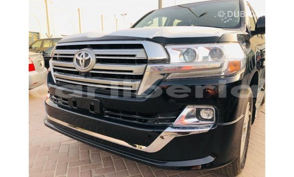 Acheter Import Voiture Toyota Land Cruiser Noir à Import - Dubai, Comté de Bomi Acheter Import Voiture Toyota Land Cruiser Noir à Import - Dubai, Comté de Bomi